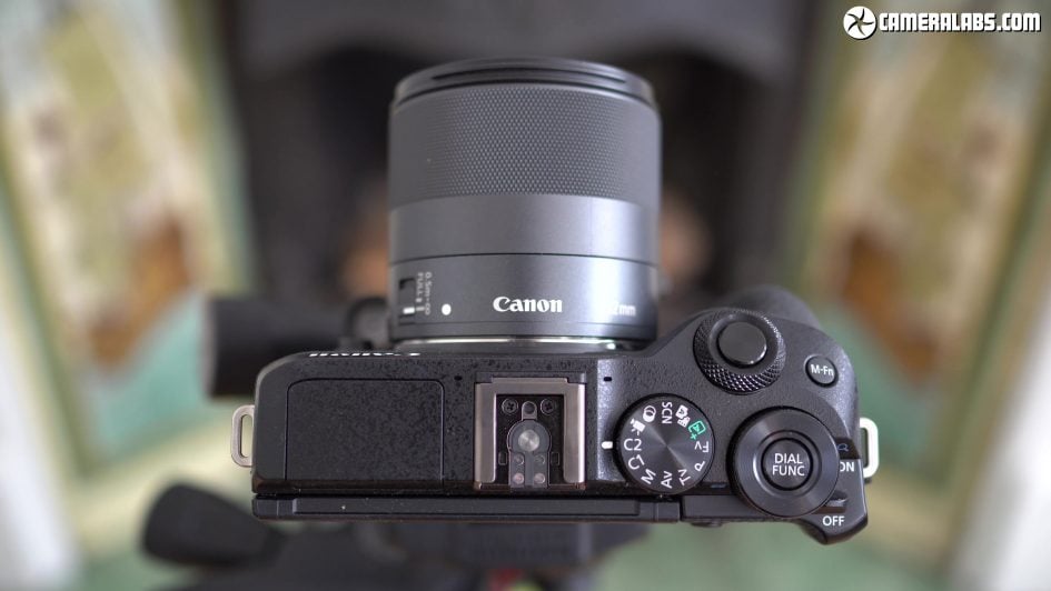 canon-eos-m6-ii-review-screen-2